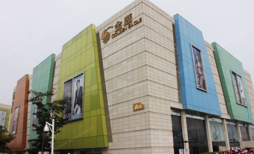 讷河金鹰奥莱城
